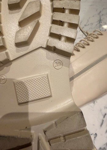 Bej Deri Bağcıklı Dizüstü Kadın Çizme - Görsel 8