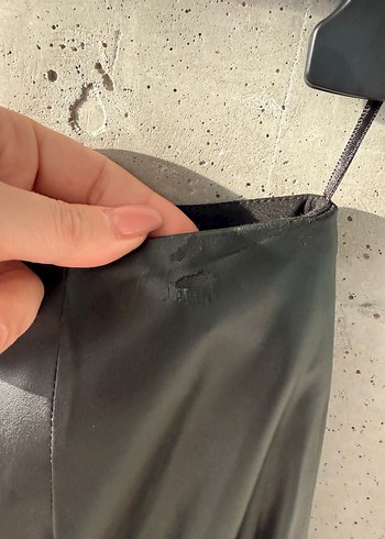 Kemer Detaylı Siyah Deri Midi Etek - Görsel 7