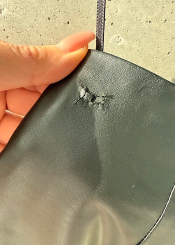 Kemer Detaylı Siyah Deri Midi Etek - Görsel 6