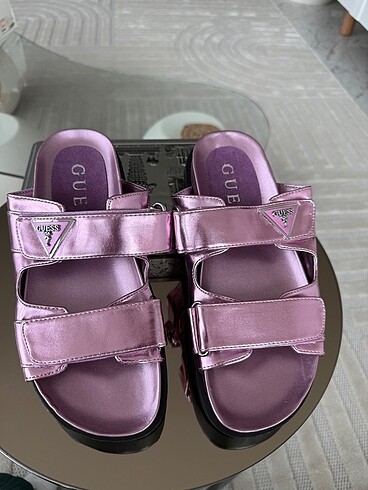Guess Orjinal Pembe Terlik