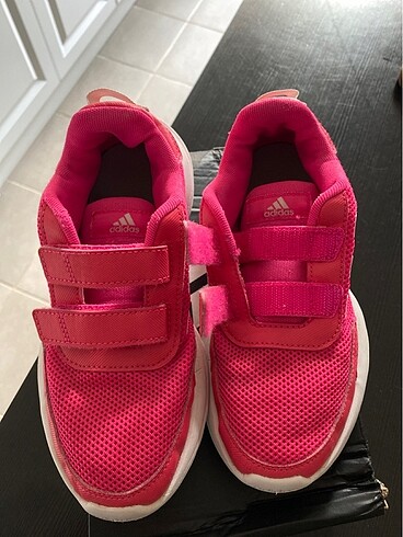 Adidas 33,5