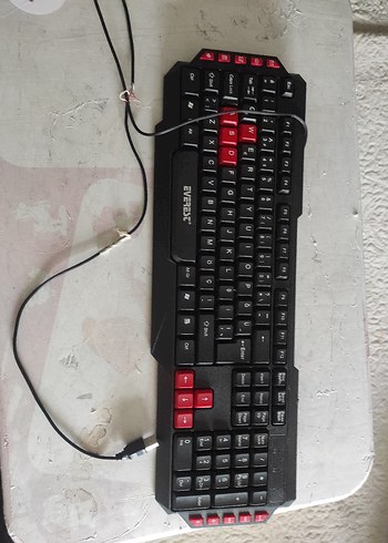 Everest Kablolu Kırmızı Siyah Klavye - Görsel 3