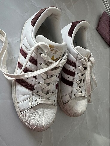 Adidas superstar