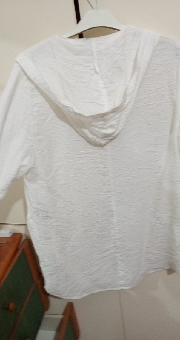 Düğmeli Beyaz Keten Kadın Gömlek - Görsel 5