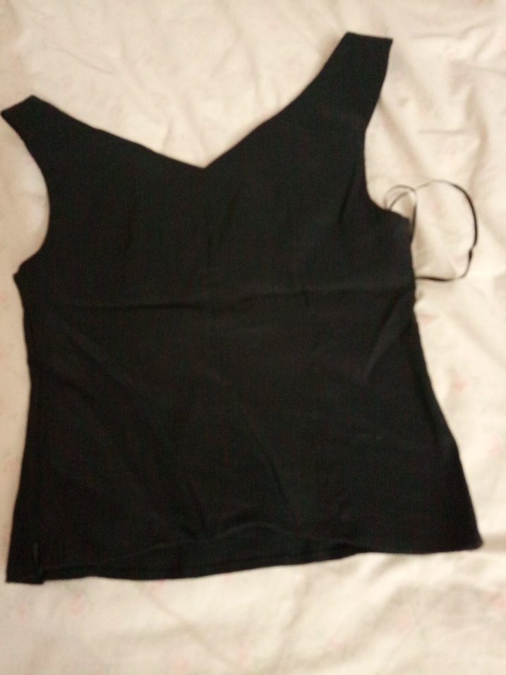 Siyah V Yakalı Kolsuz Kadın body - Görsel 4