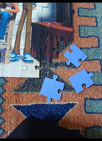  Beden 104 parça puzzle 