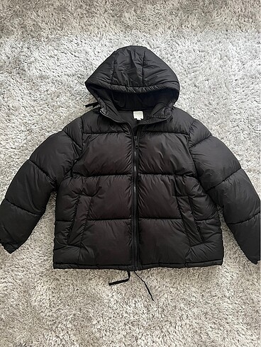 H&M Mont