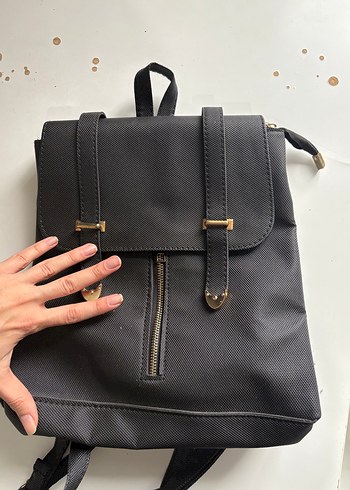 Kadın Siyah Deri Sırt Çantası - Görsel 2