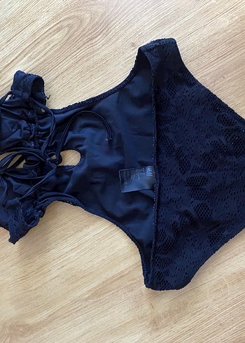 Siyah Dantel Detaylı H&M Mayokini - Görsel 3