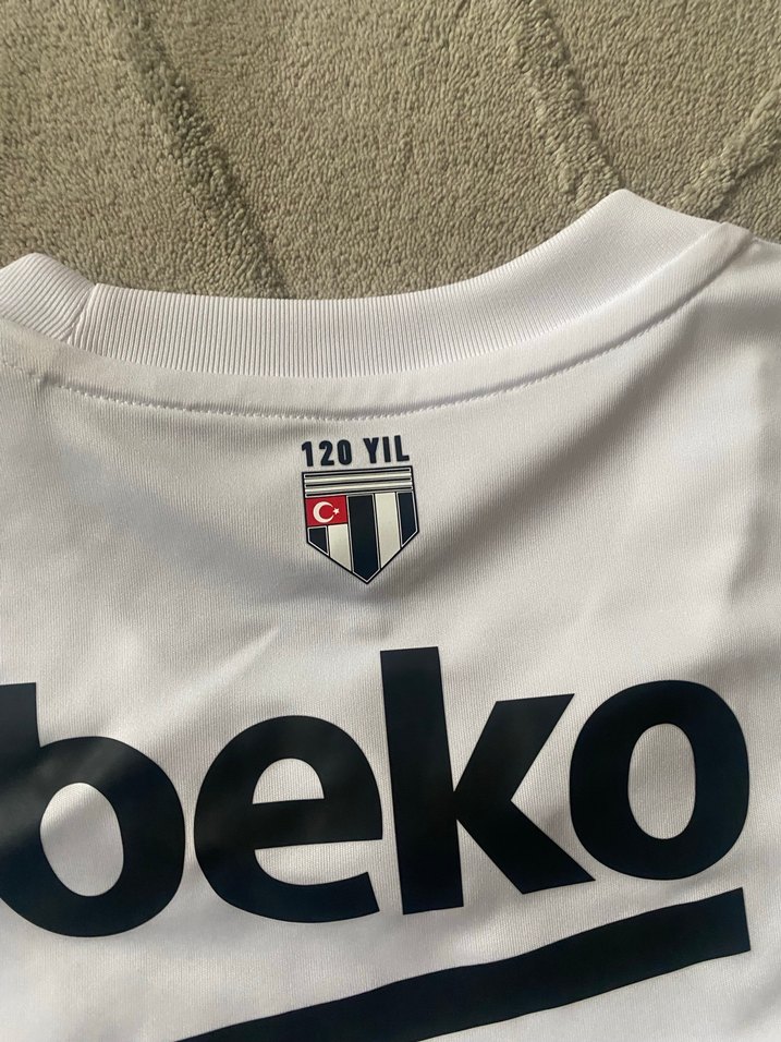 Beşiktaş imzalı forma 22-23 sezonu - Görsel 4