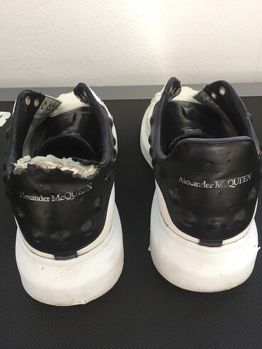 Alexander McQueen Alexander McQueen