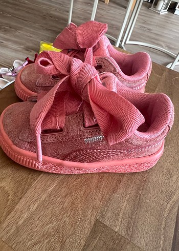 20 Beden Puma Kız Çocuk Süet Pembe Spor Ayakkabı