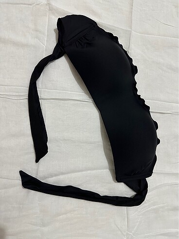 l Beden Bikini üstü