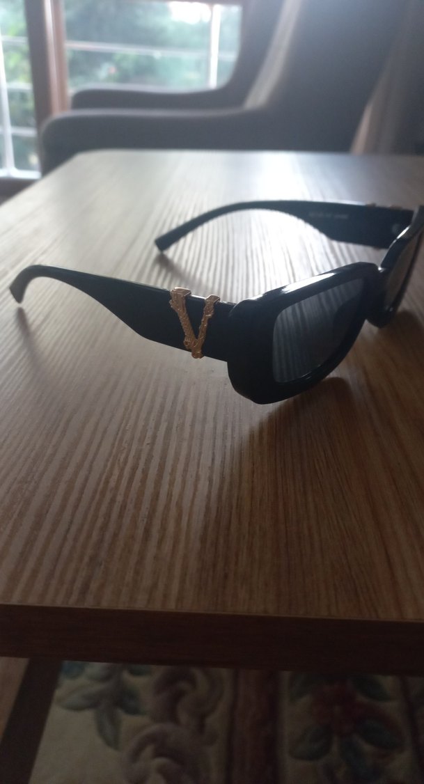 Siyah Minimalist Gotik Kadın Güneş Gözlüğü - Görsel 3