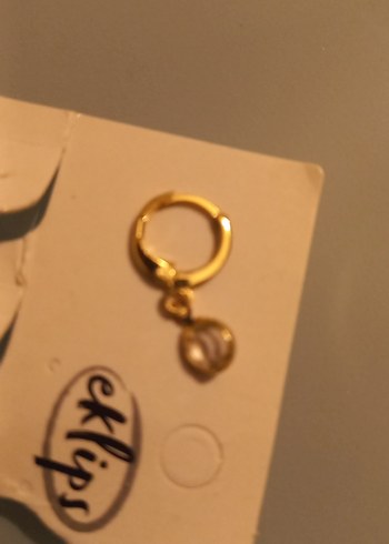 Altın Renk Mini Boncuklu Küpeler - Görsel 3