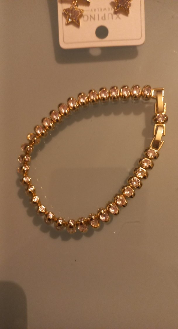 Zincir Detaylı Altın Renk Bileklik - Görsel 3