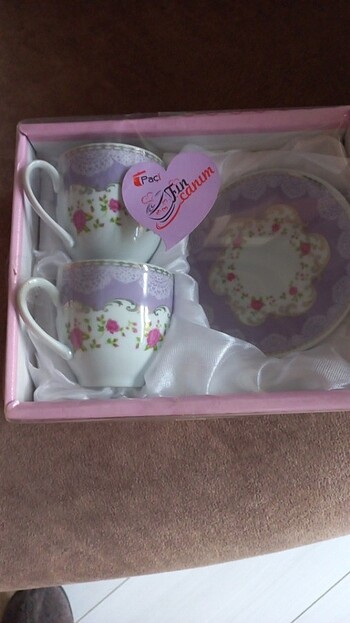 ÇAY FİNCANİ İKİLİ