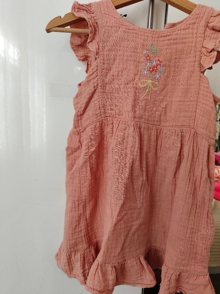 2 adet elbise temiz kullanılmıştır - Görsel 5