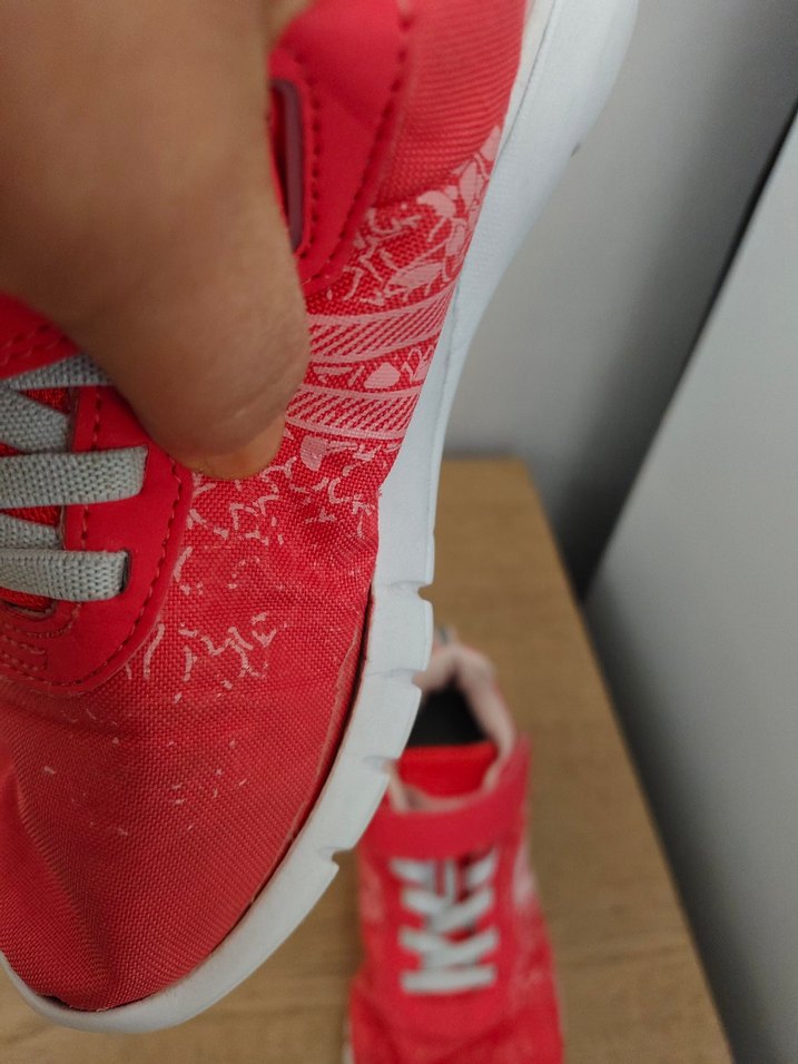 Kız Çocukları İçin nar çiçeği renginde Cırtlı Spor Ayakkabı - Görsel 5