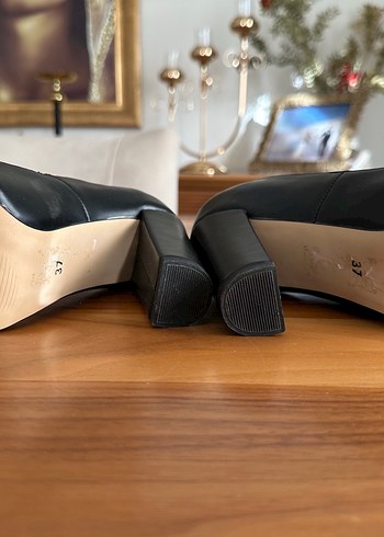 Diğer Siyah Deri Stiletto Topuklu Kadın Ayakkabı