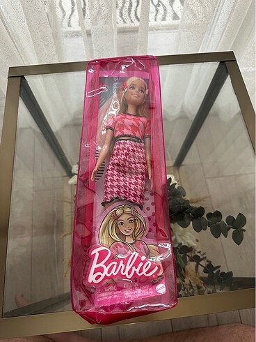 FABBATOYS Barbie Büyüleyici Parti Bebeği