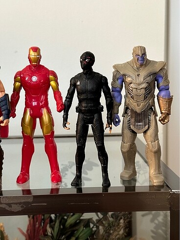  Beden Renk Marvel - Hasbro figürler