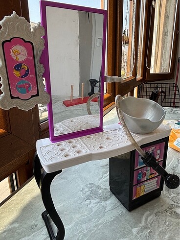 Barbie saç yıkama standı