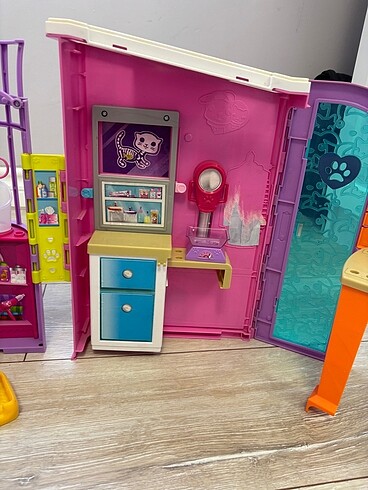 Beden Barbie Veteriner Merkezi