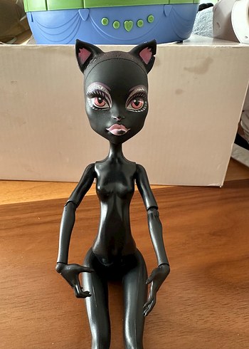  Beden Renk Monster high