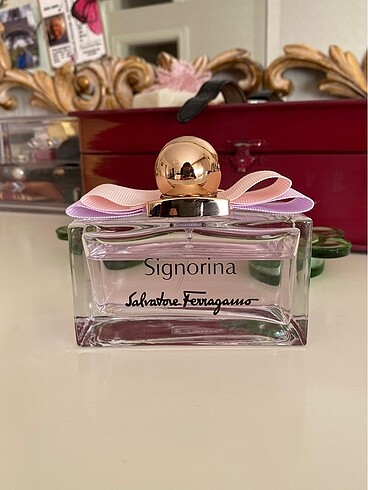 Signorina parfum