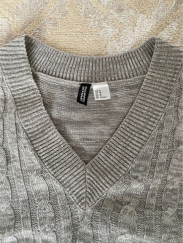 H&M Hm gri kazak