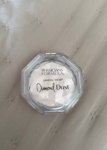 Physicians Formula Mineral Wear Işıltılı aydinlatici