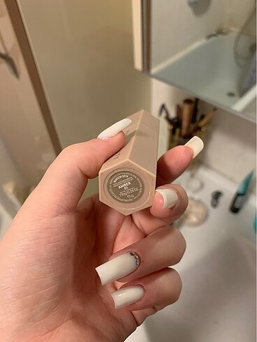  Beden fenty amber kontur stick