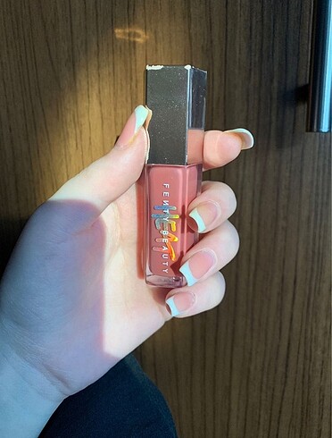 Beden fenty fussy heat gloss