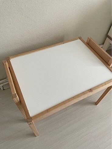 Ikea Çocuk masası