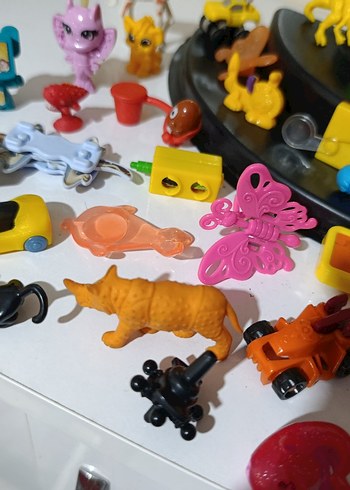Beden lot24 50 adet mini figur kinder ozmo