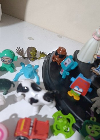  lot26 50 adet mini figur kinder ozmo