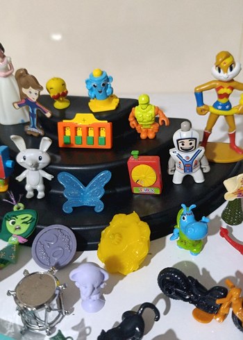  Beden Renk lot26 50 adet mini figur kinder ozmo