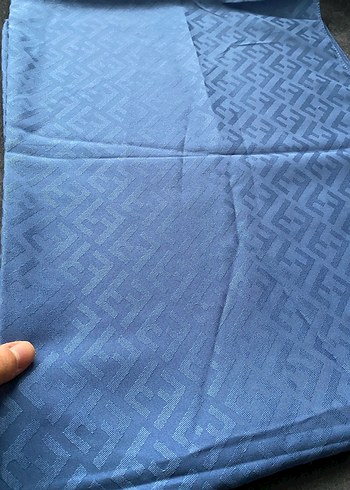 Fendi logolu jakar Şal - Görsel 2