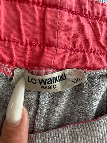 LC Waikiki Kapri
