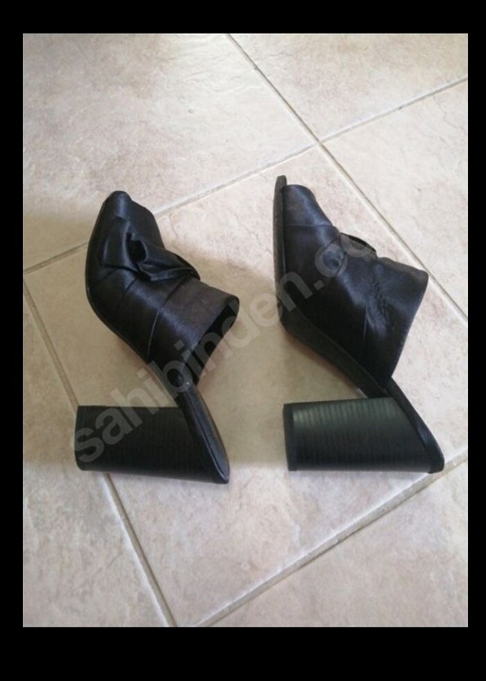 TOPUKLU TERLİK - Görsel 3