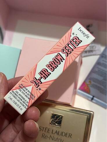Benefit 24 hr brow setter