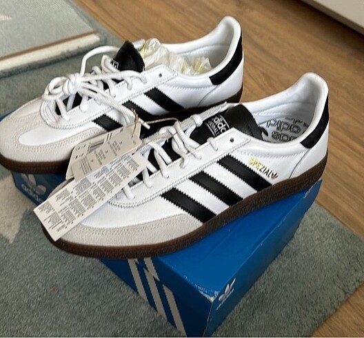 Yeni adidas