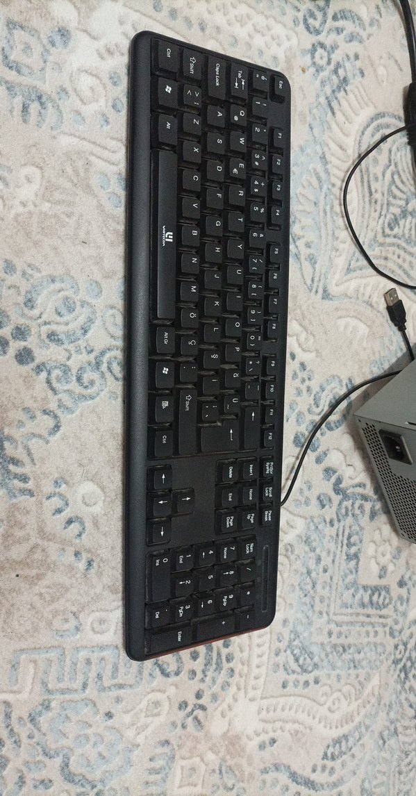 Siyah Kablolu Q Türkçe Klavye - Görsel 2