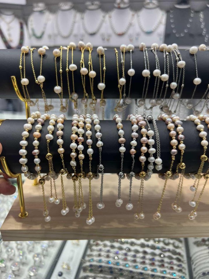 Altın Renkli Asansörlü İnci Bileklik - Görsel 2