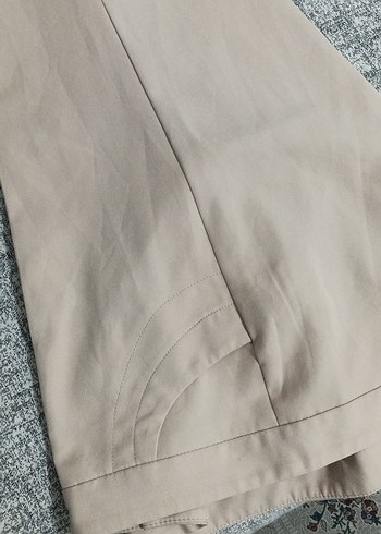 Bej Kadın Pilili Kumaş Pantolon - Görsel 2