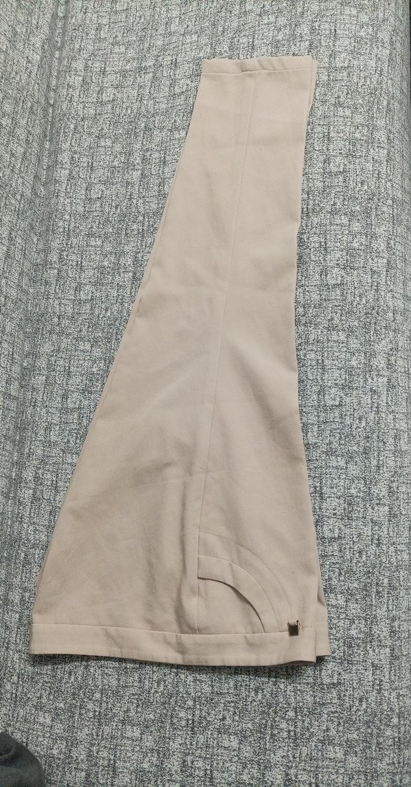 Bej Kadın Pilili Kumaş Pantolon - Görsel 3