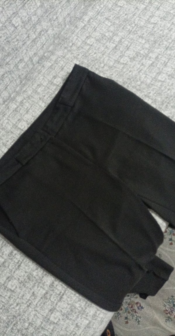 Gri Kadın Kumaş Pantolon Midi Boy Yırtmaçlı - Görsel 3