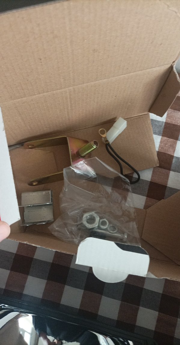 Tofaş Doğan Şahin marka araba farı - Görsel 3