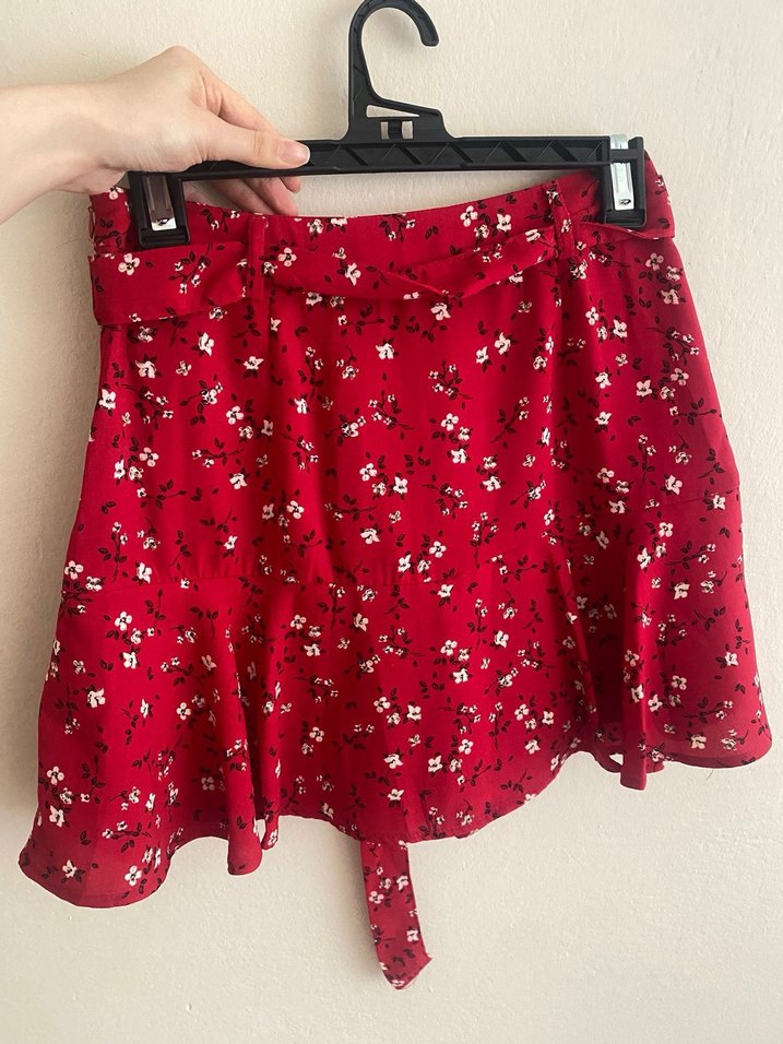 Kırmızı Çiçekli Volanlı Mini Etek - Görsel 2